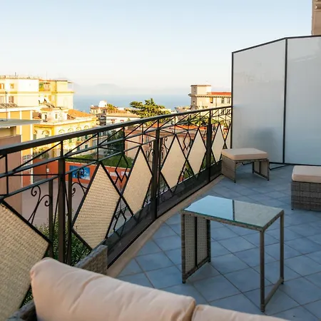 A Casa Di Grumy 4* Nápoly